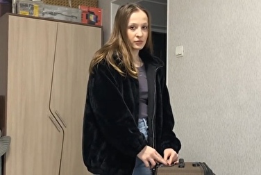 Трахай и в рот кончай мне, а что ещё с незнакомцем всю ночь делать