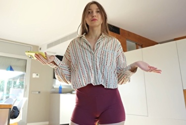 Без секса дома скукотища! Не хочешь вставить в меня свой хуище? 🤤