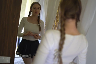 Решил подкатить, и всё получилось — она сосёт, а я кончаю 😉