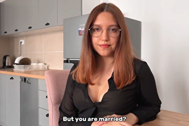 В преподшу кончил за экзамен — а за красный диплом в кого вставить?