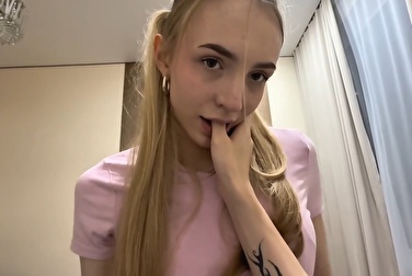 Хоть бы друг не узнал: пока он был в душе, я его невесту ебал 🤫